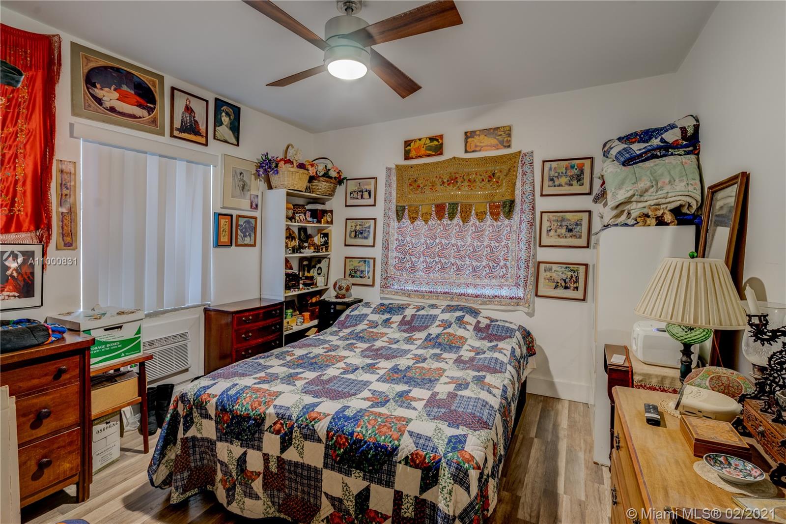 THE PINES - Residential Income