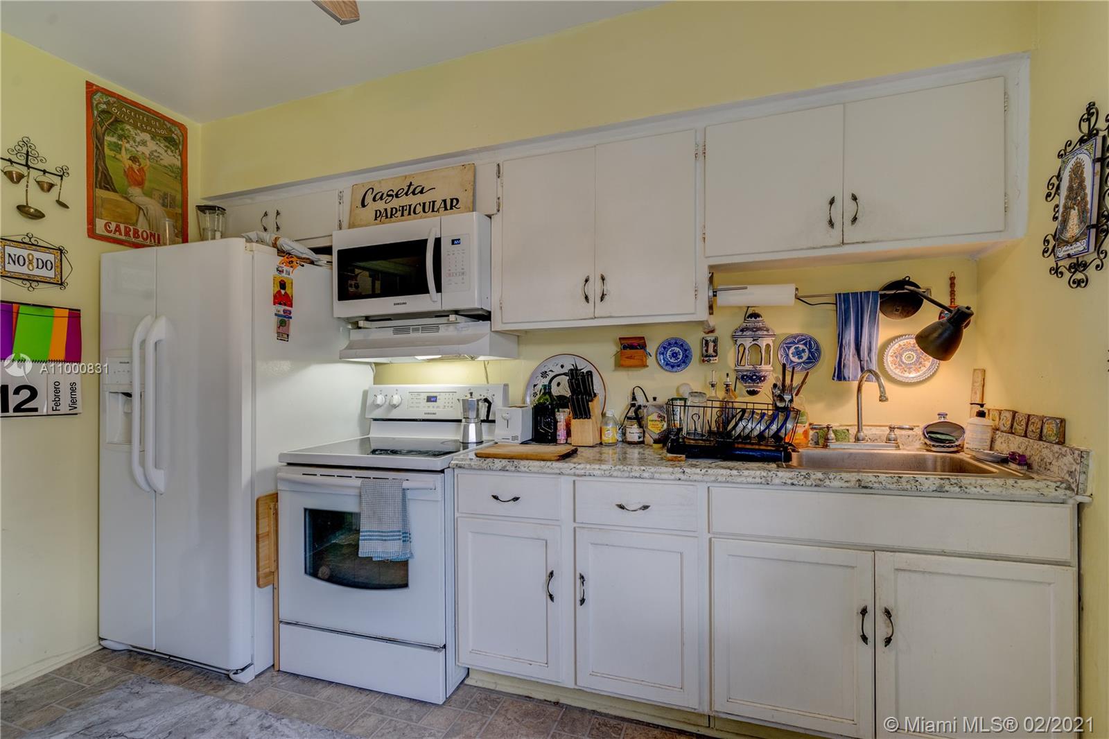 THE PINES - Residential Income