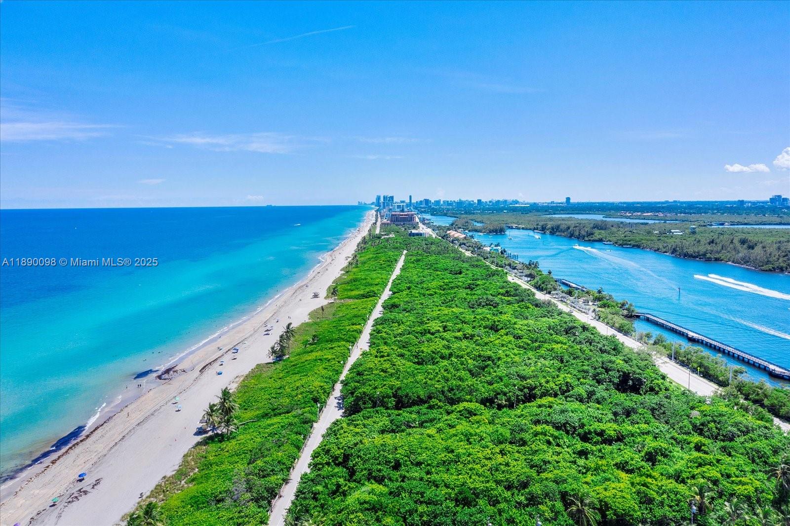 HOLLYWOOD CENTRAL BEACH - Residential