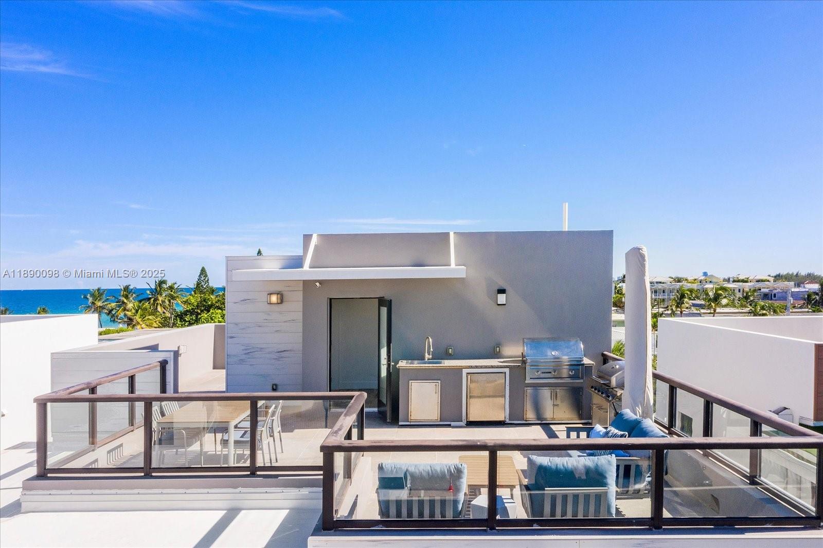 HOLLYWOOD CENTRAL BEACH - Residential