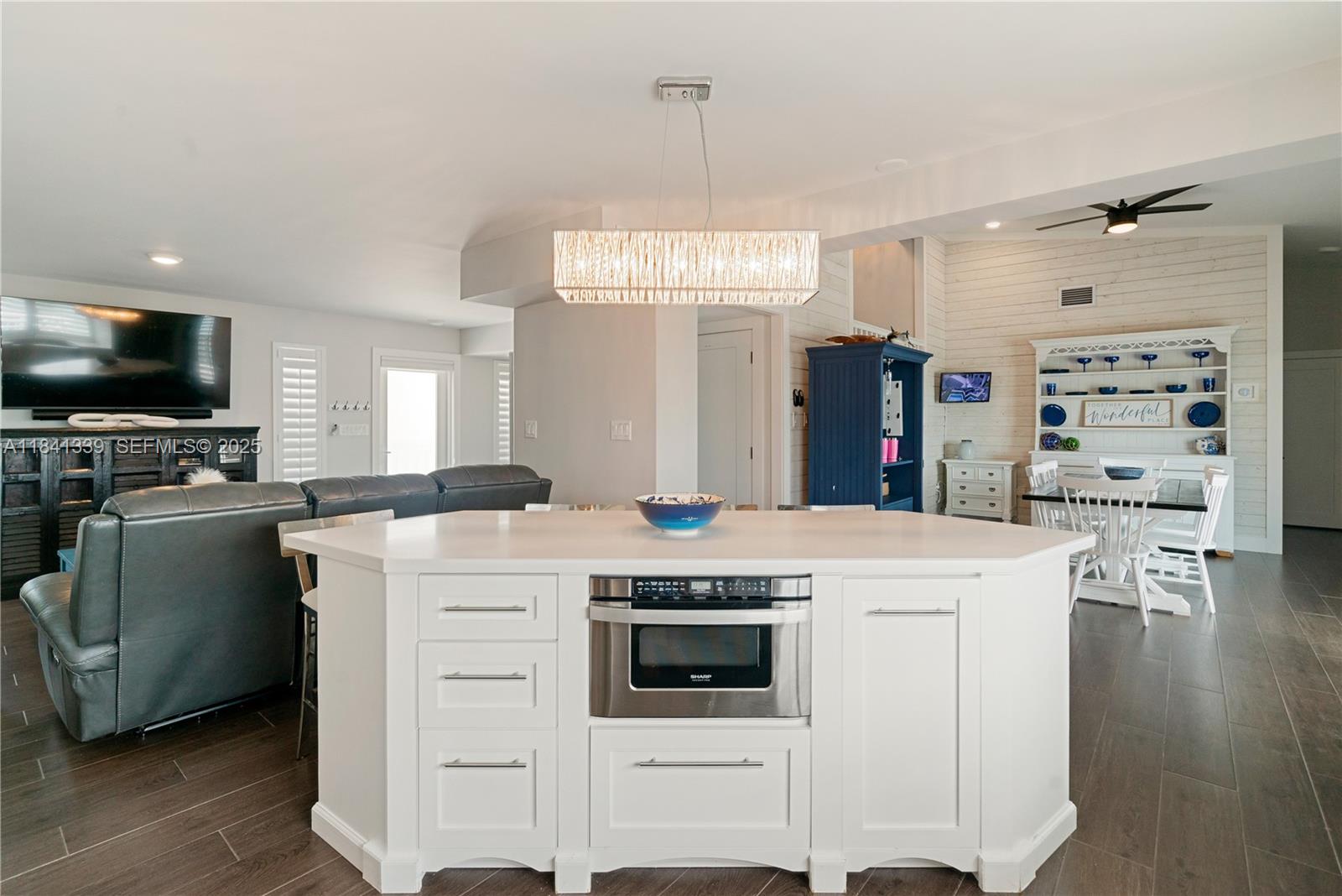 KEY LARGO BEACH ADD - Residential