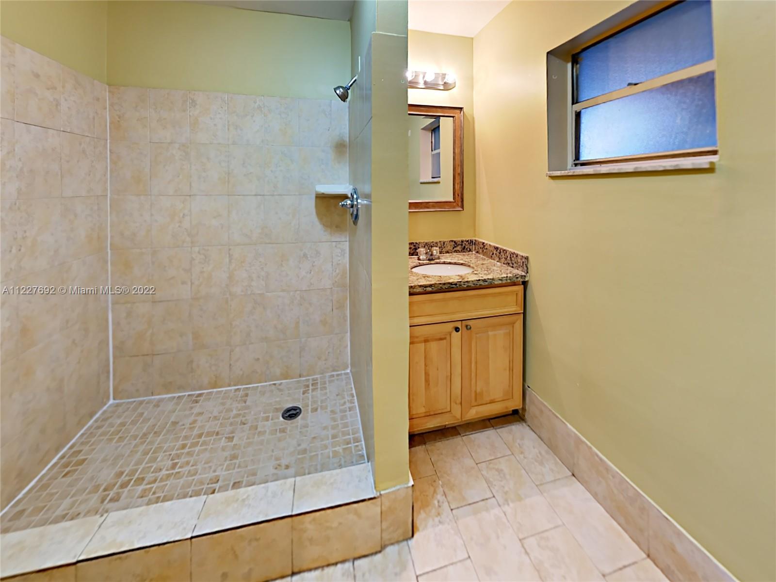 CHEVY CHASE AMD PLAT OF B - Residential Income