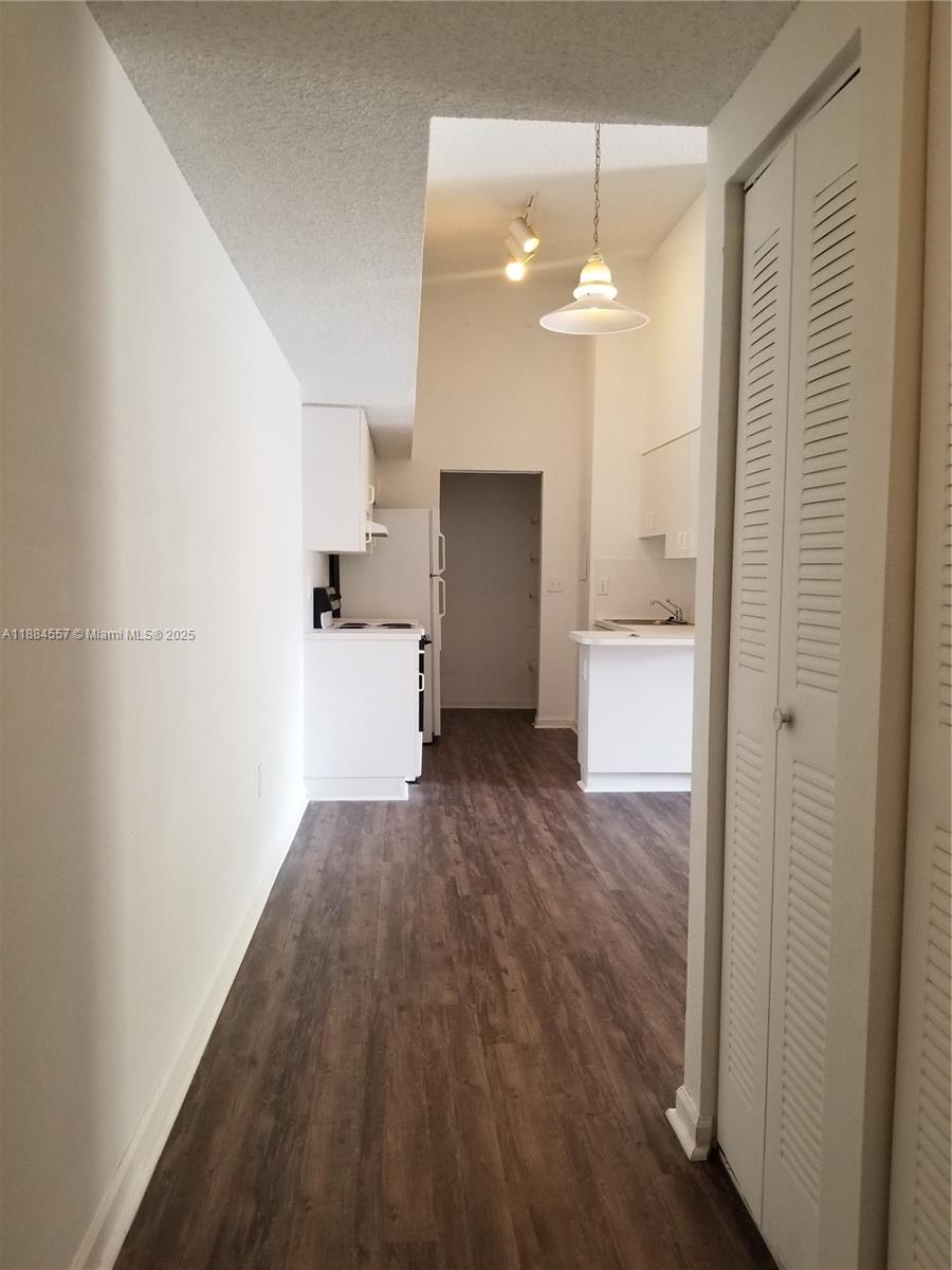 SERENITY PALMS CONDO - Residential Lease