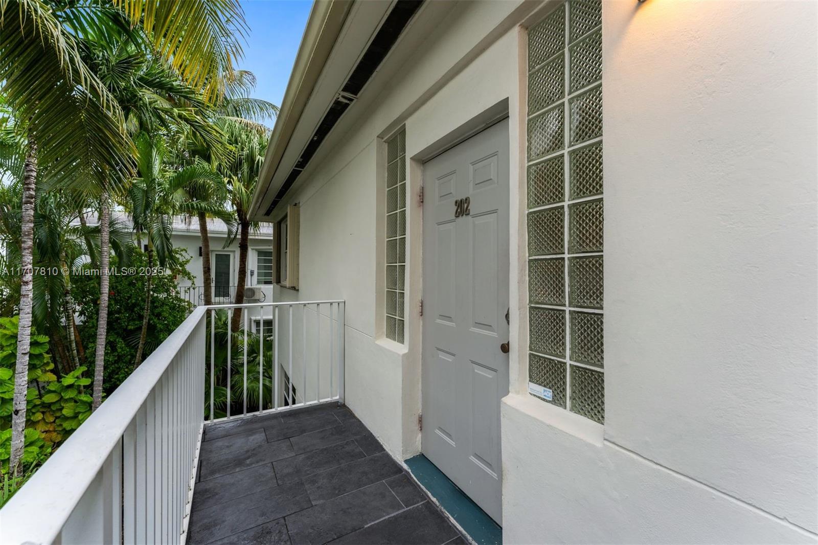 THE ZEN CONDO - Residential Income