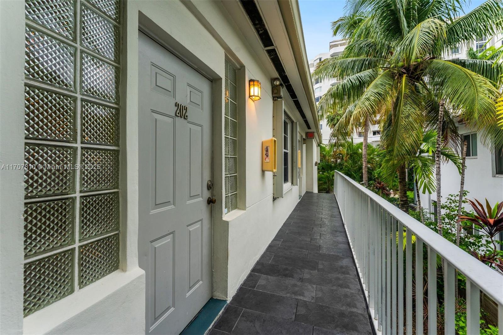THE ZEN CONDO - Residential Income