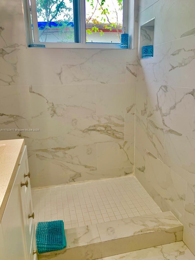 BILTMORE SUB - Residential Income