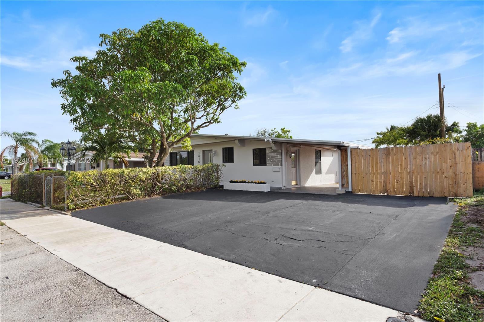 TWIN LAKES HOMES SEC 4 - Residential