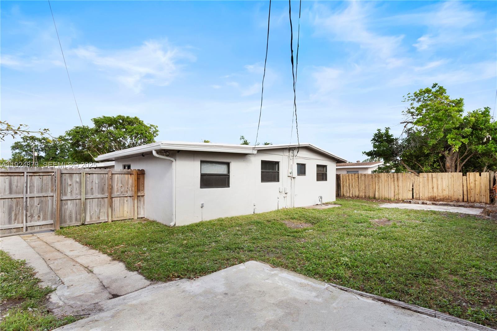 TWIN LAKES HOMES SEC 4 - Residential