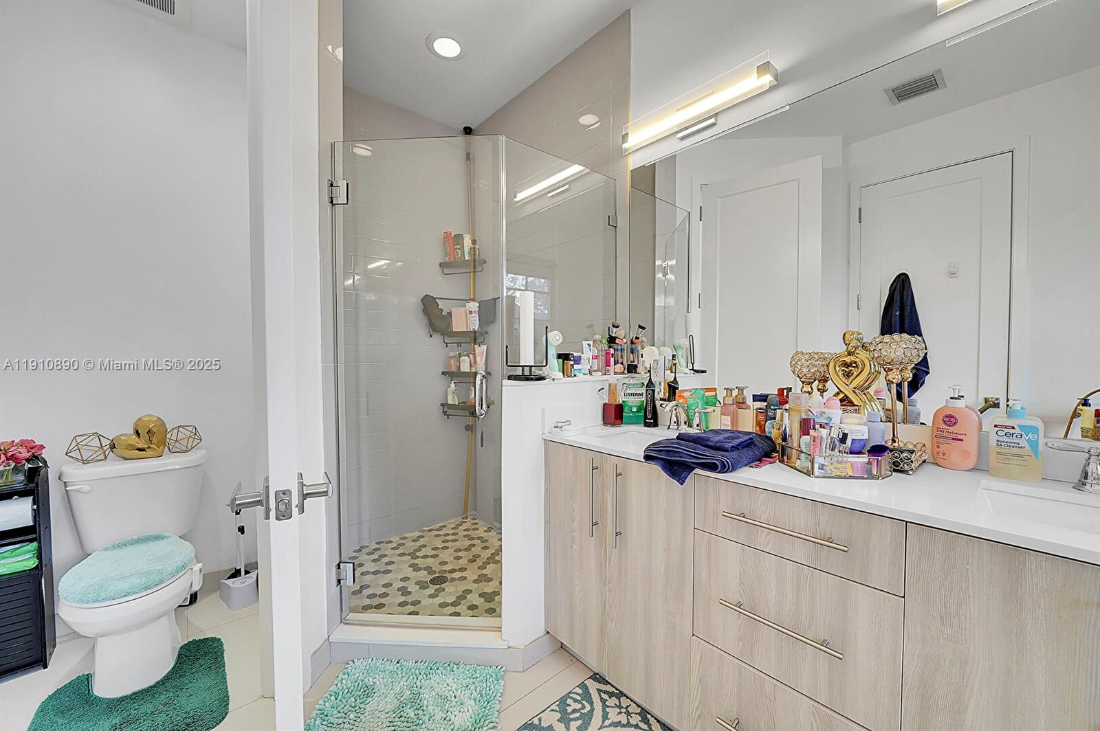 ATLANTIC EAST PLAT - Residential