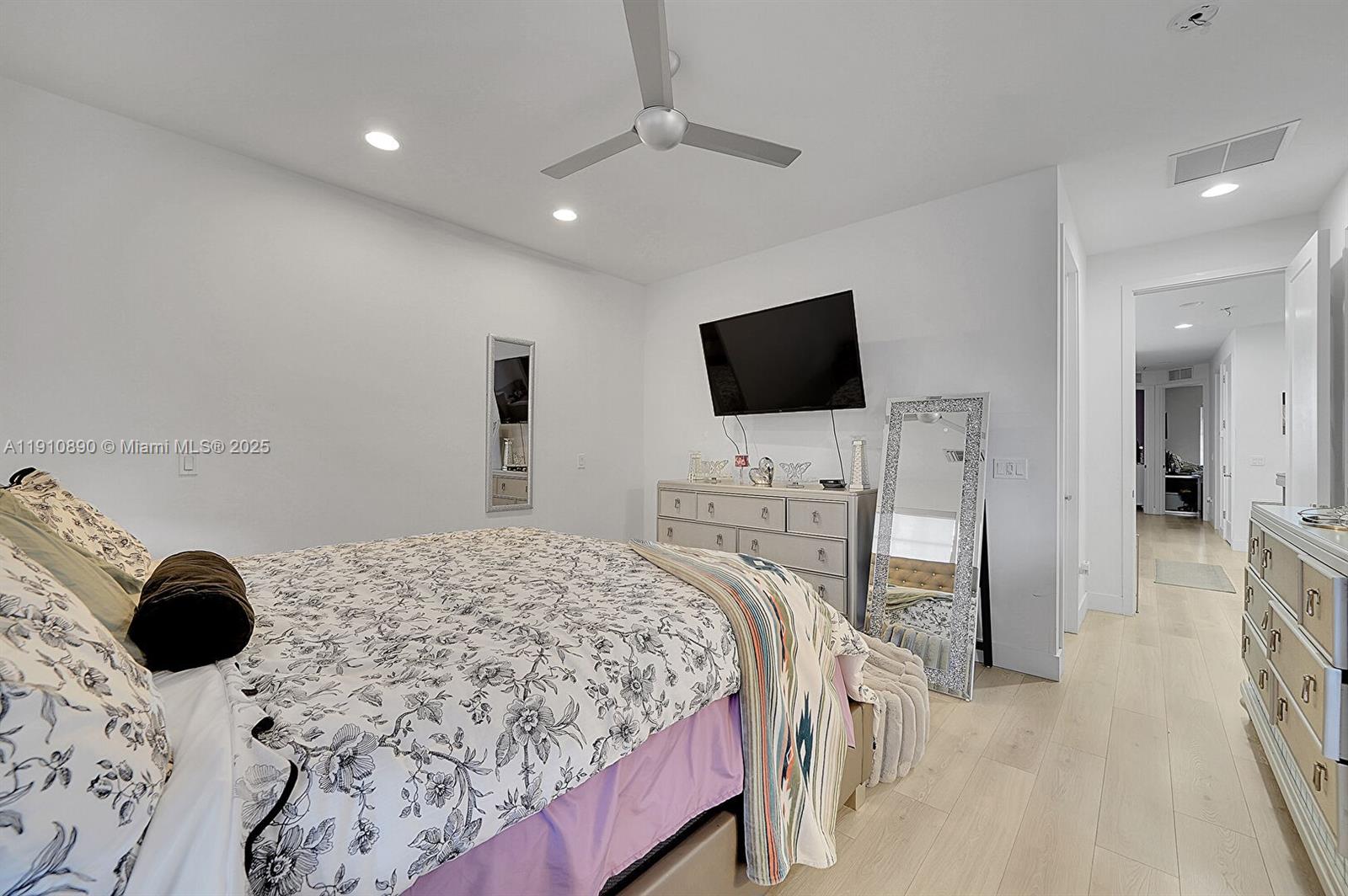 ATLANTIC EAST PLAT - Residential