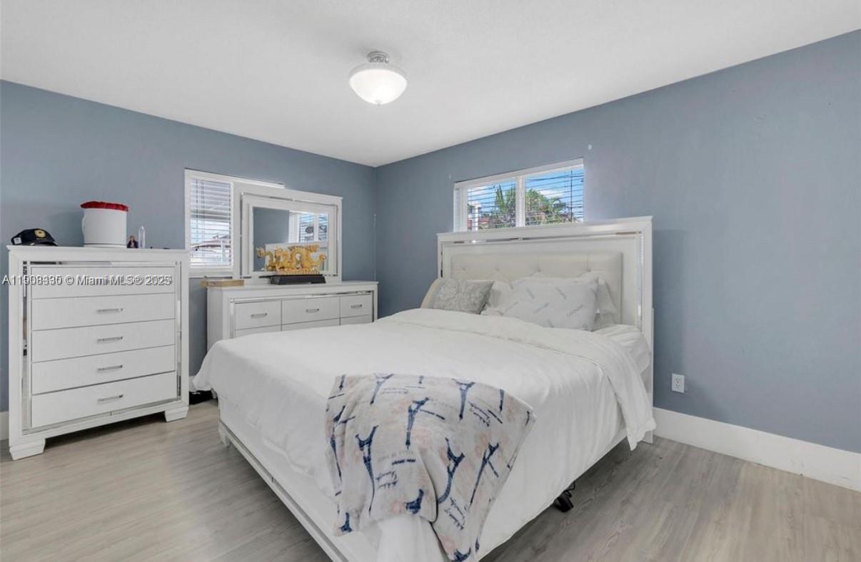 HIALEAH 9TH ADDN - Residential Income