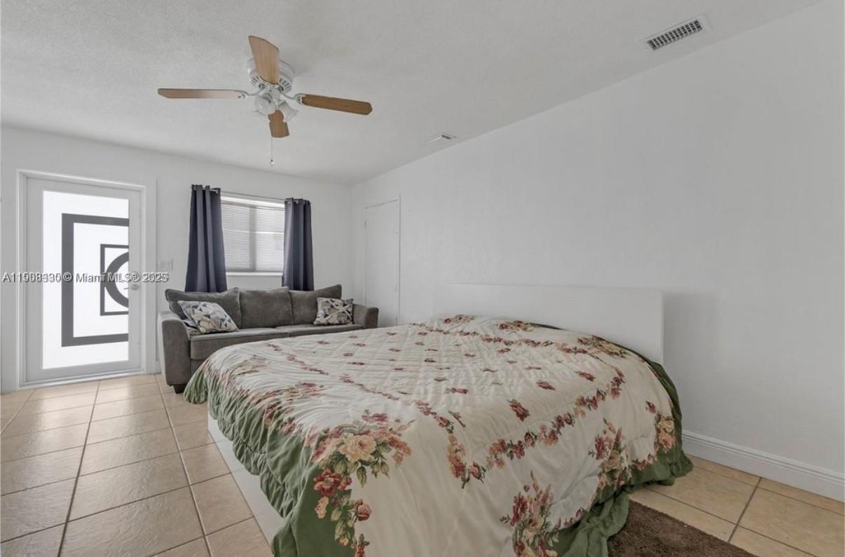 HIALEAH 9TH ADDN - Residential Income