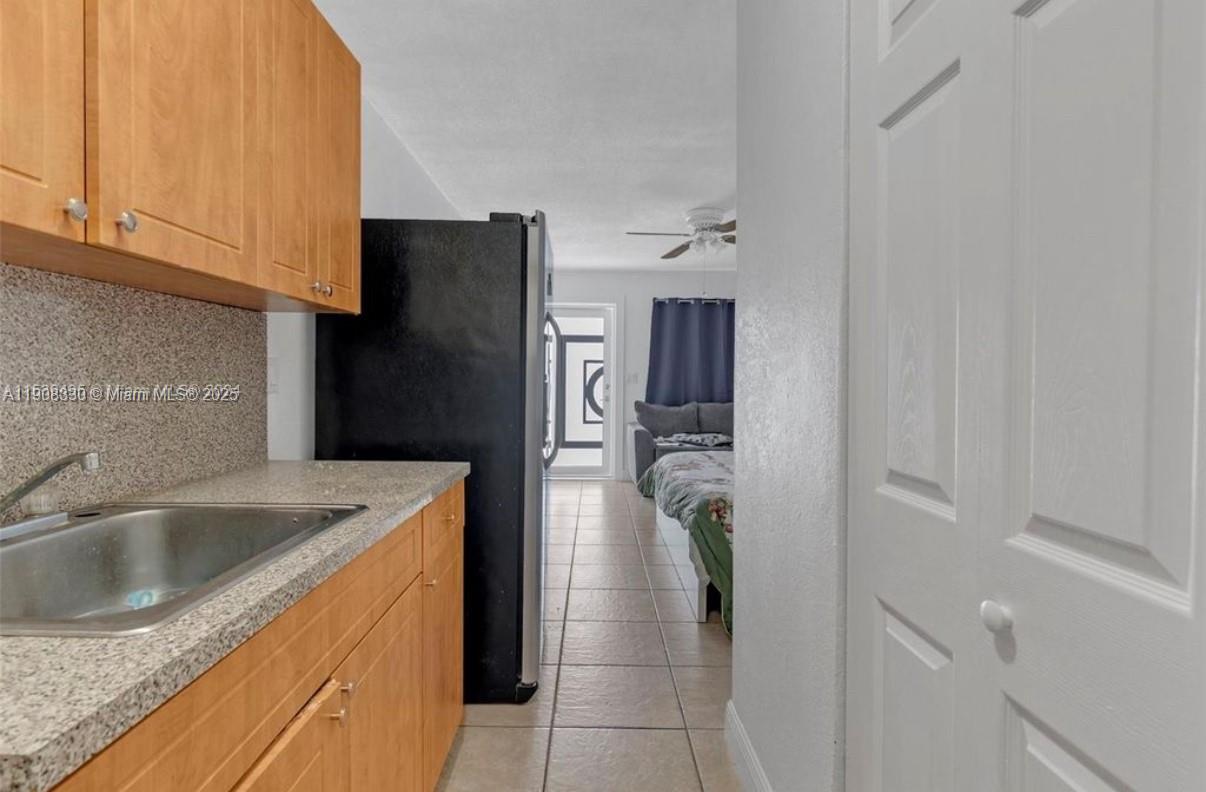 HIALEAH 9TH ADDN - Residential Income