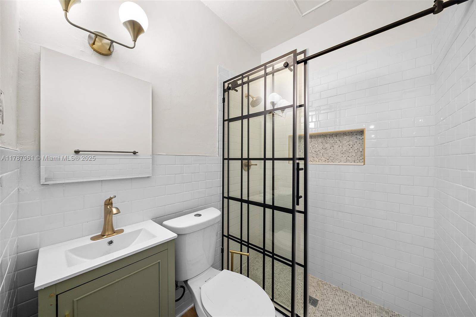 BIRDS SUB - Residential Lease