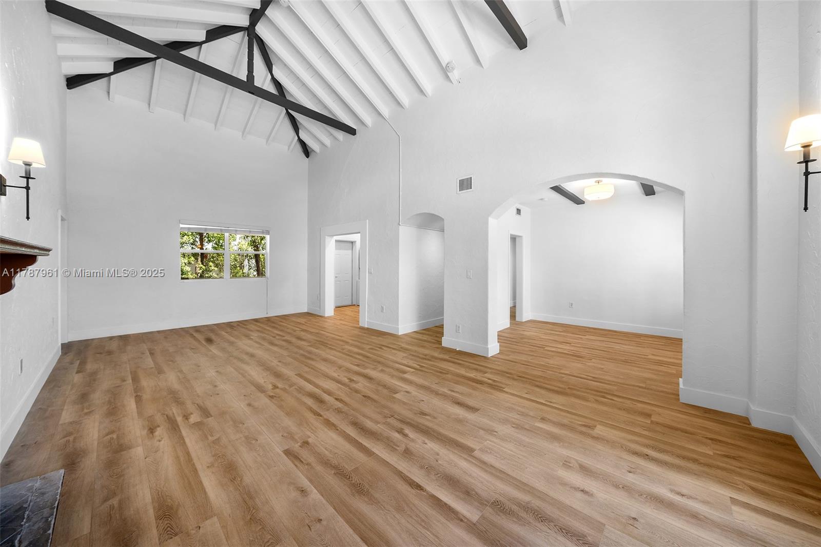 BIRDS SUB - Residential Lease