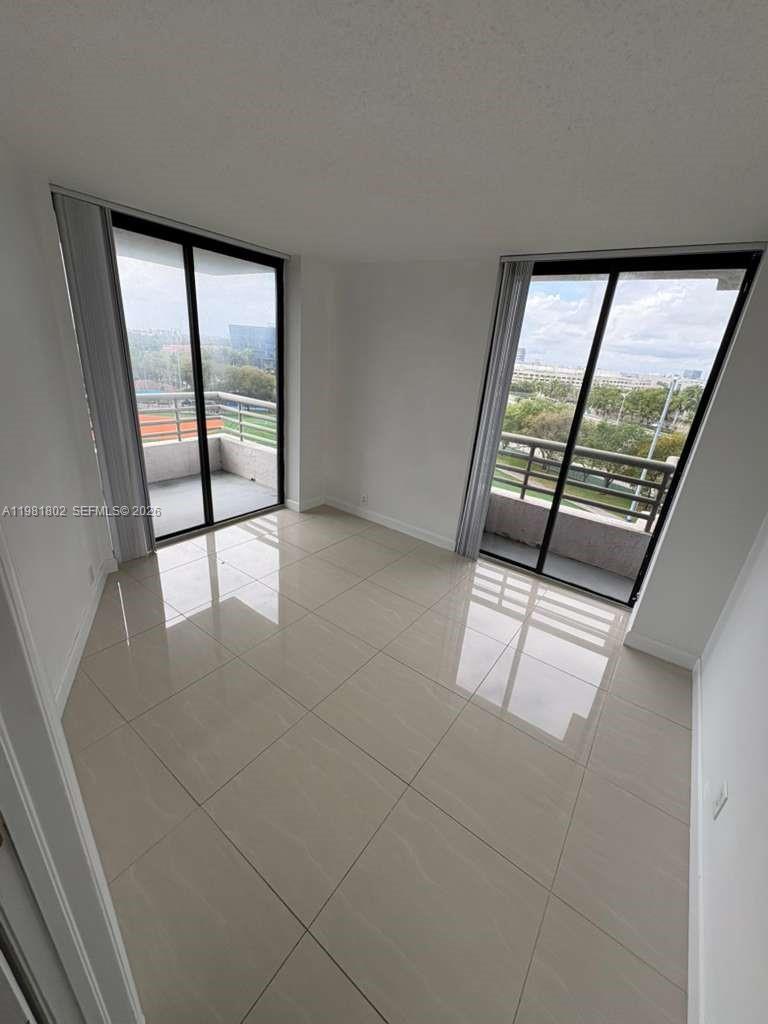 PARC CENTRAL AVENTURA SOU - Residential