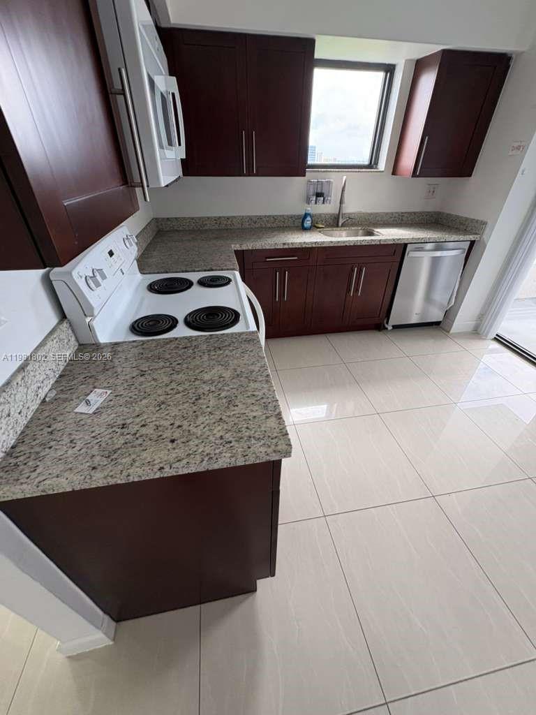 3300 NE 191st St 801