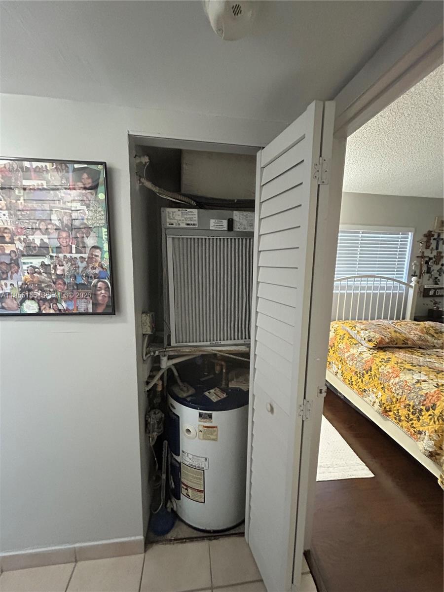 PALMS OF PEMBROKE CONDO - Residential