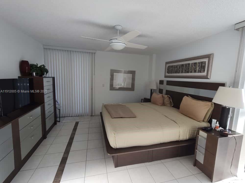 WATERVIEW CONDO - Residential