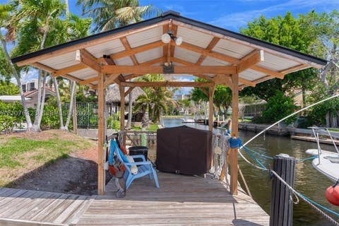 Tiny photo for 516 NE 6th Ave, Deerfield Beach, FL 33441 (MLS # A12076423)