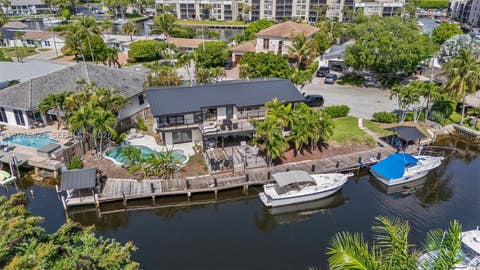 Photo of 516 NE 6th Ave, Deerfield Beach, FL 33441 (MLS # A12076423)
