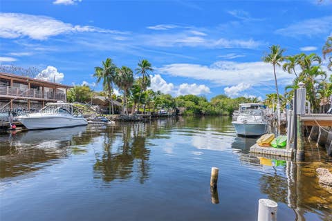 Tiny photo for 516 NE 6th Ave, Deerfield Beach, FL 33441 (MLS # A12076423)