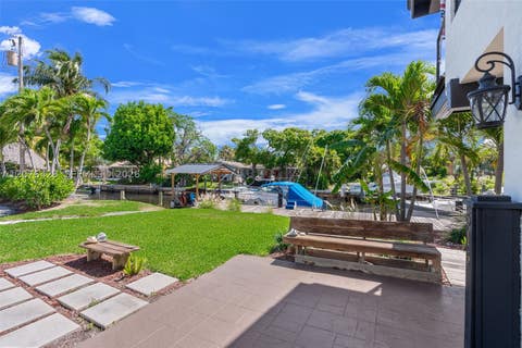 Tiny photo for 516 NE 6th Ave, Deerfield Beach, FL 33441 (MLS # A12076423)