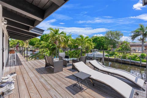 Tiny photo for 516 NE 6th Ave, Deerfield Beach, FL 33441 (MLS # A12076423)