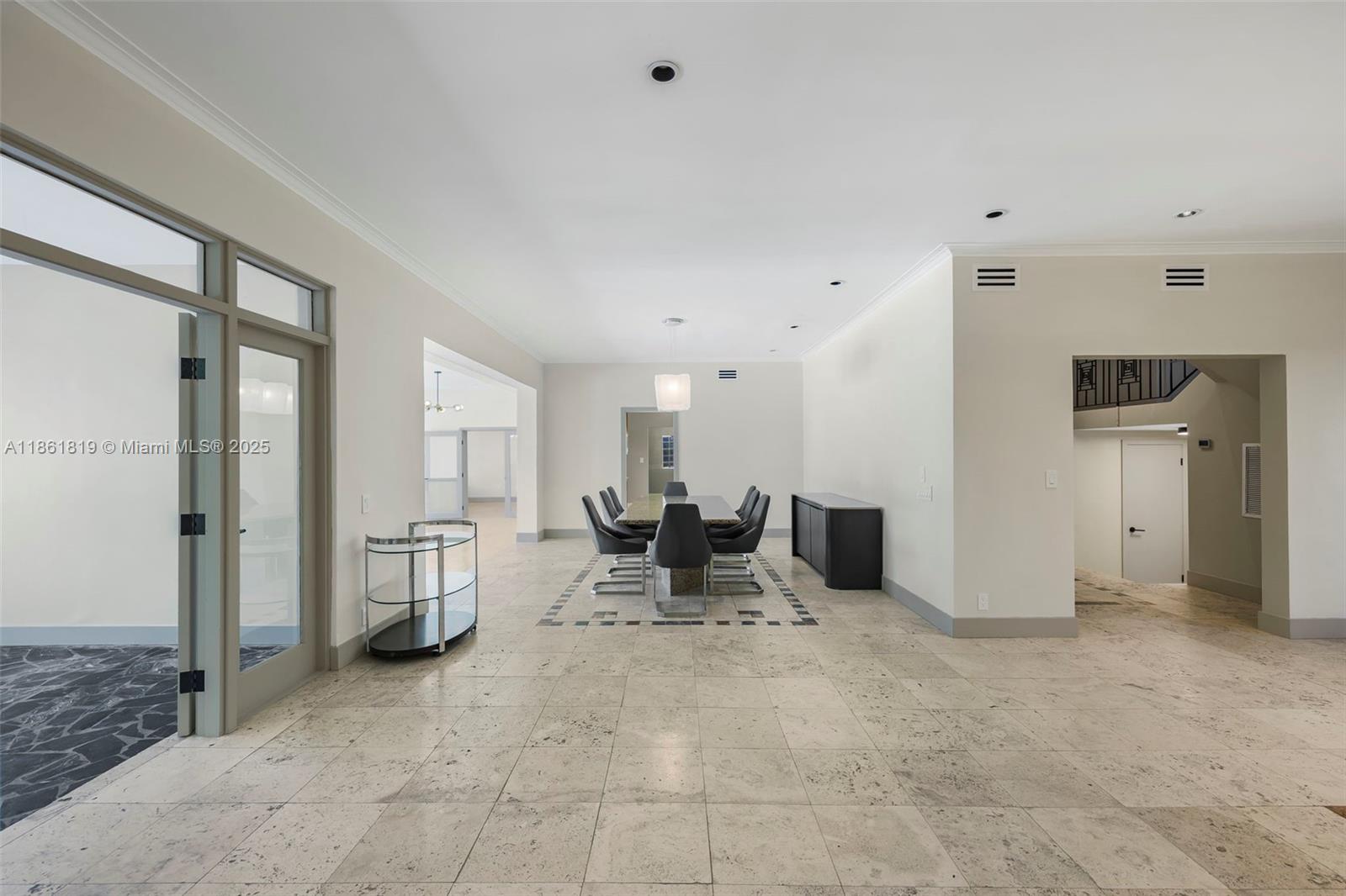 AMD PLAT OF SUNSET LAKE S - Residential Lease