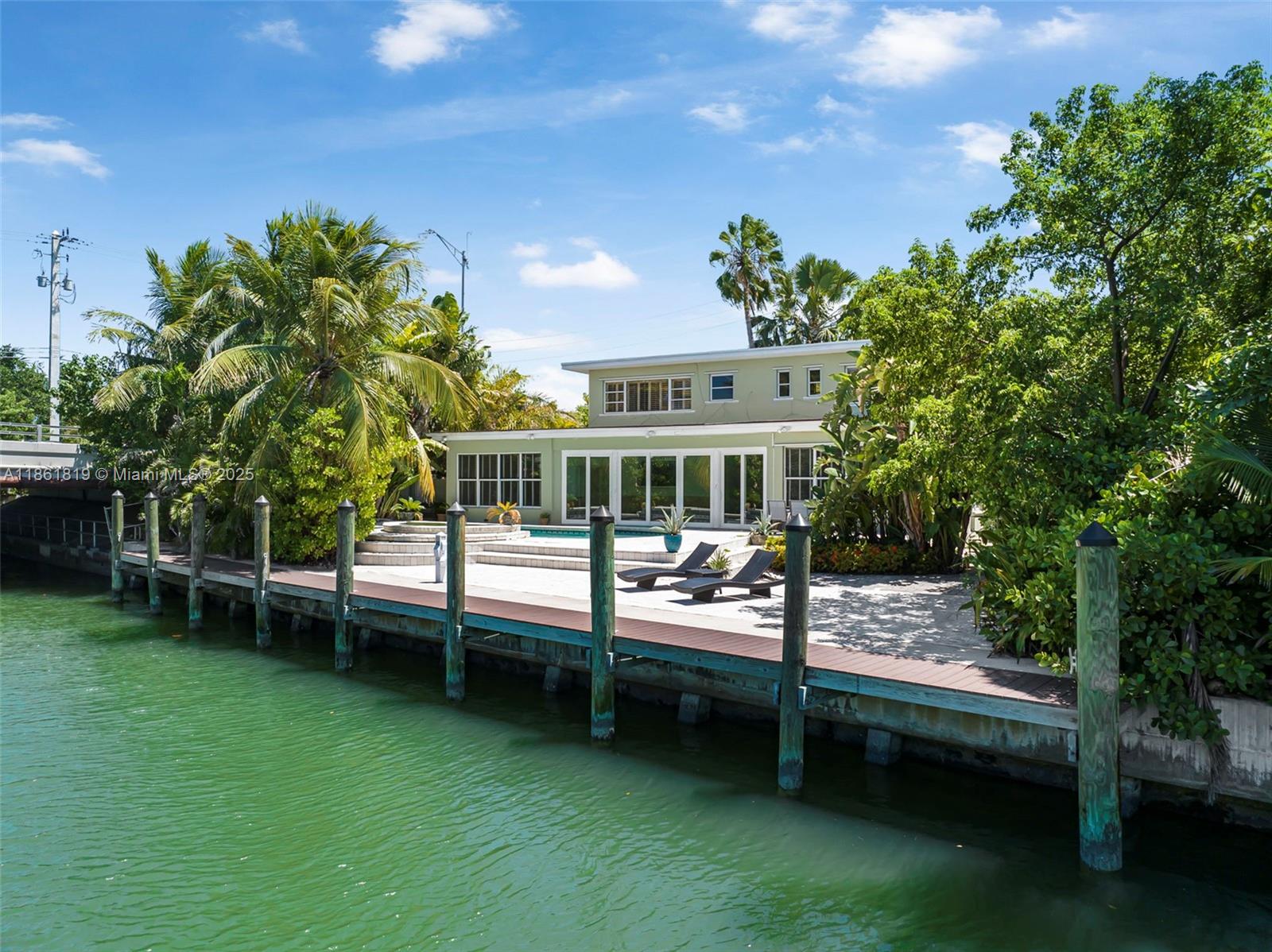 AMD PLAT OF SUNSET LAKE S - Residential Lease