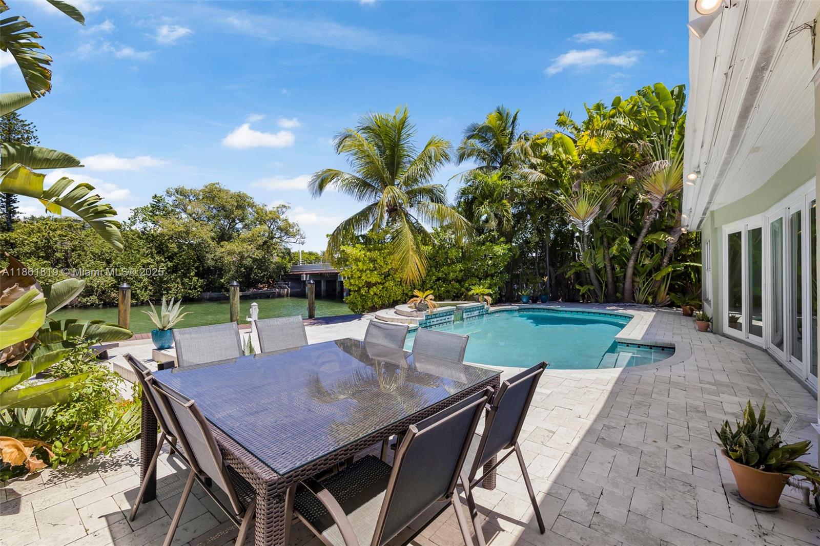 AMD PLAT OF SUNSET LAKE S - Residential Lease