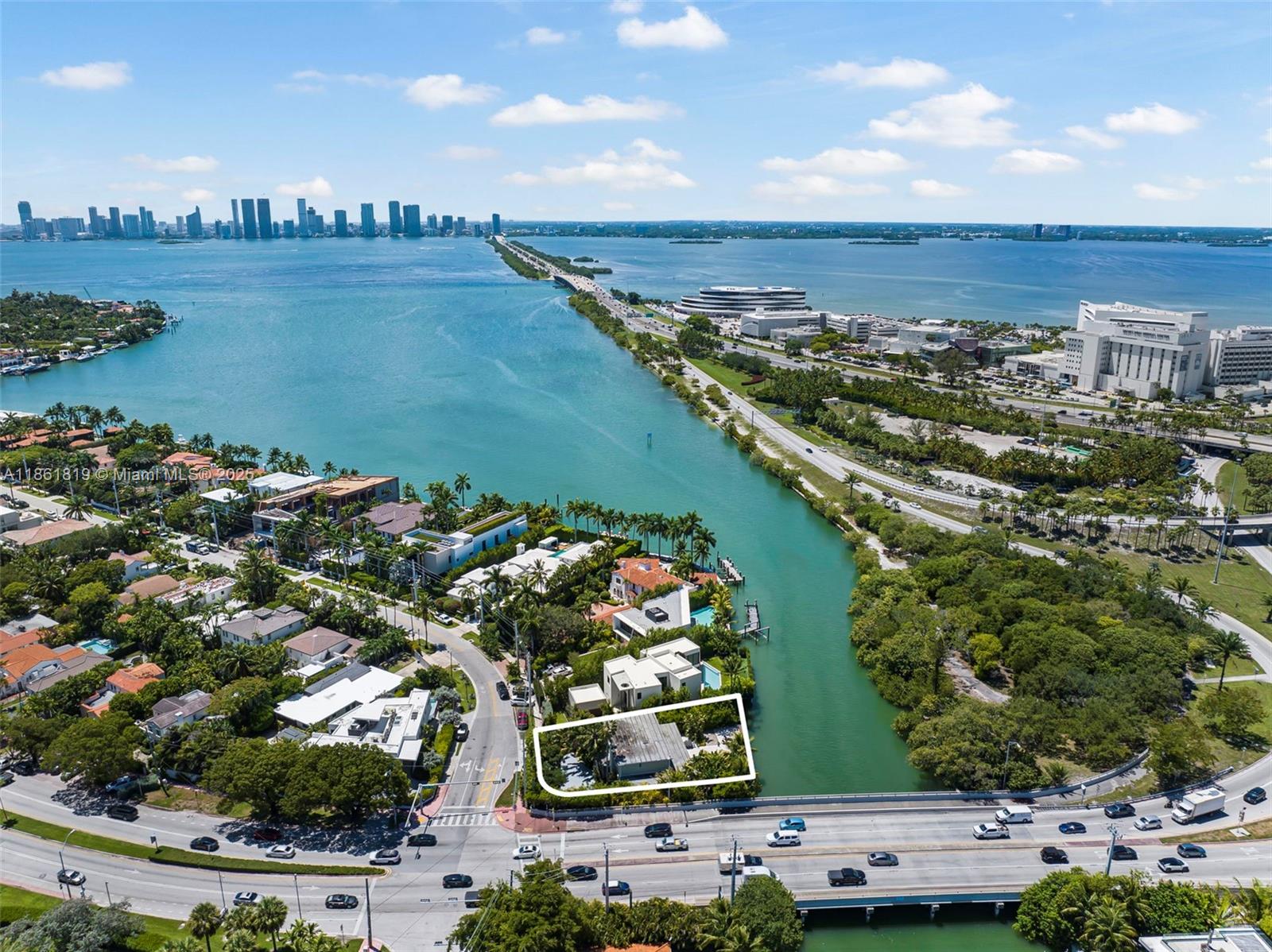 AMD PLAT OF SUNSET LAKE S - Residential Lease