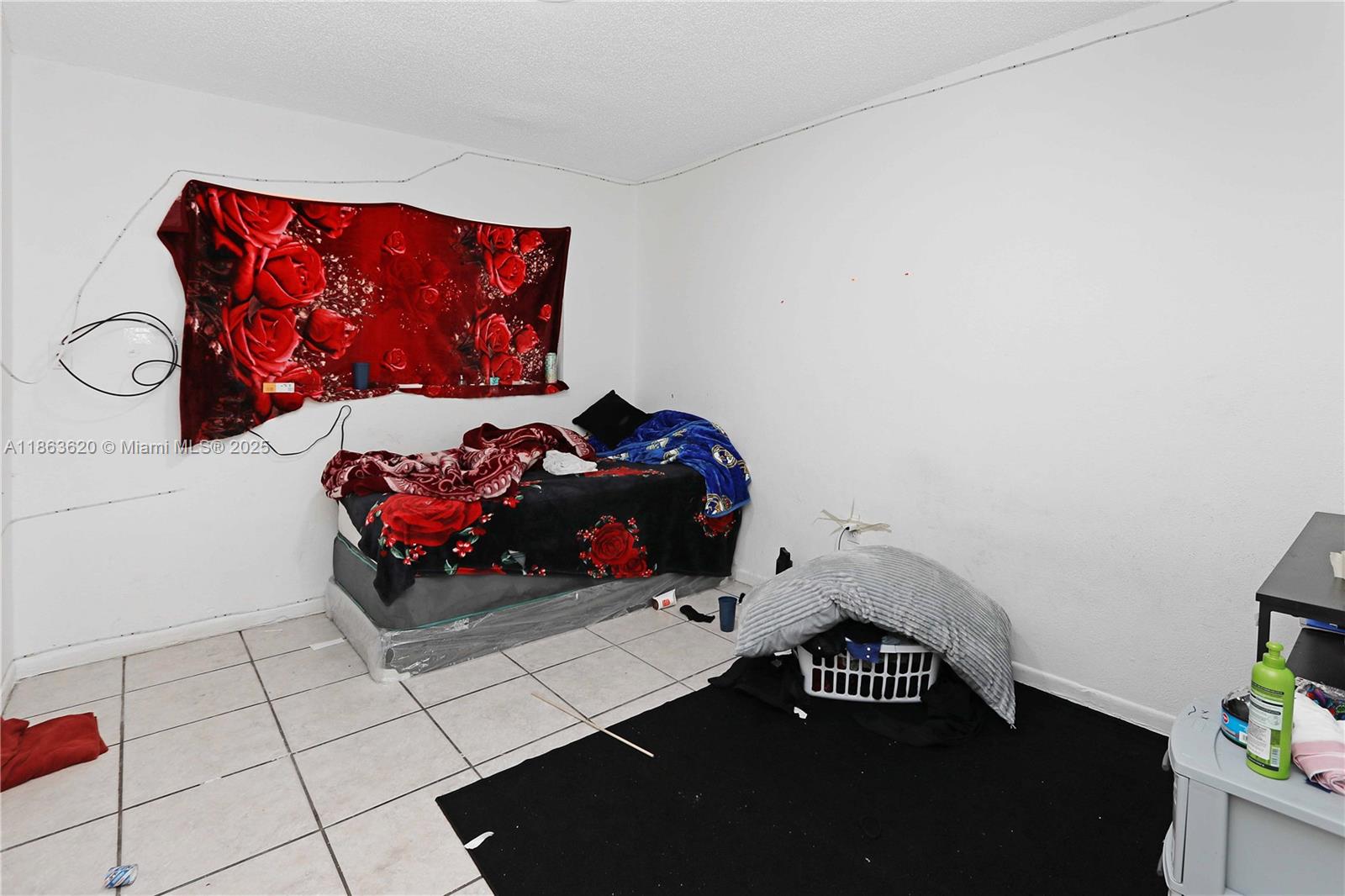 CARROLL VILLA - Residential Income