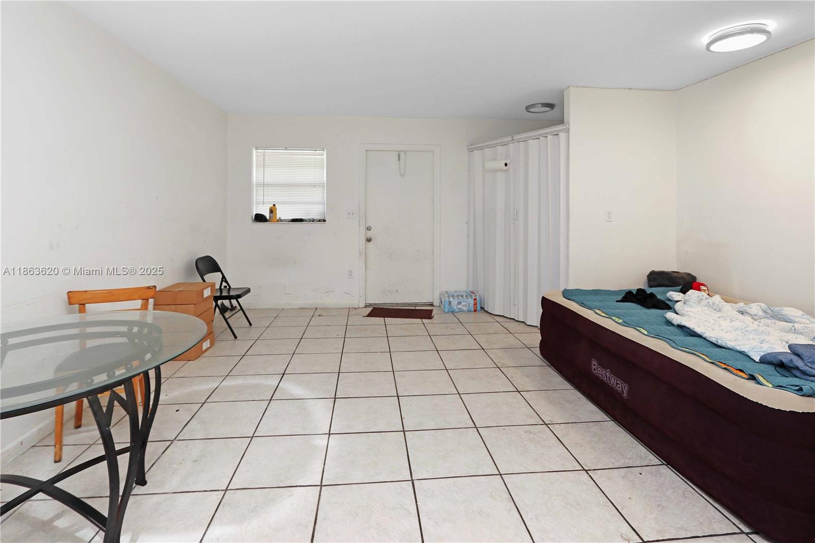 CARROLL VILLA - Residential Income