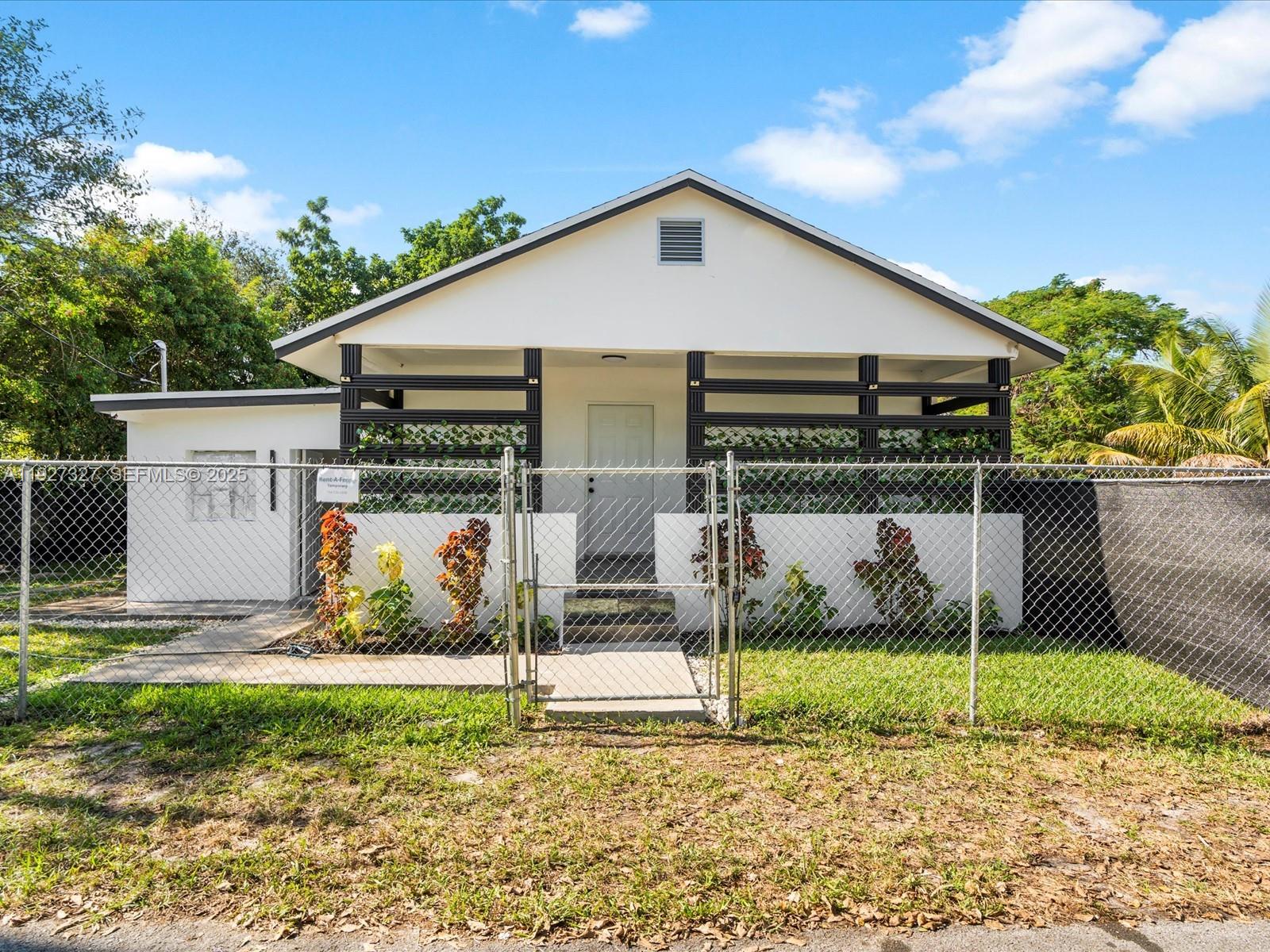 BULLARDS - Residential