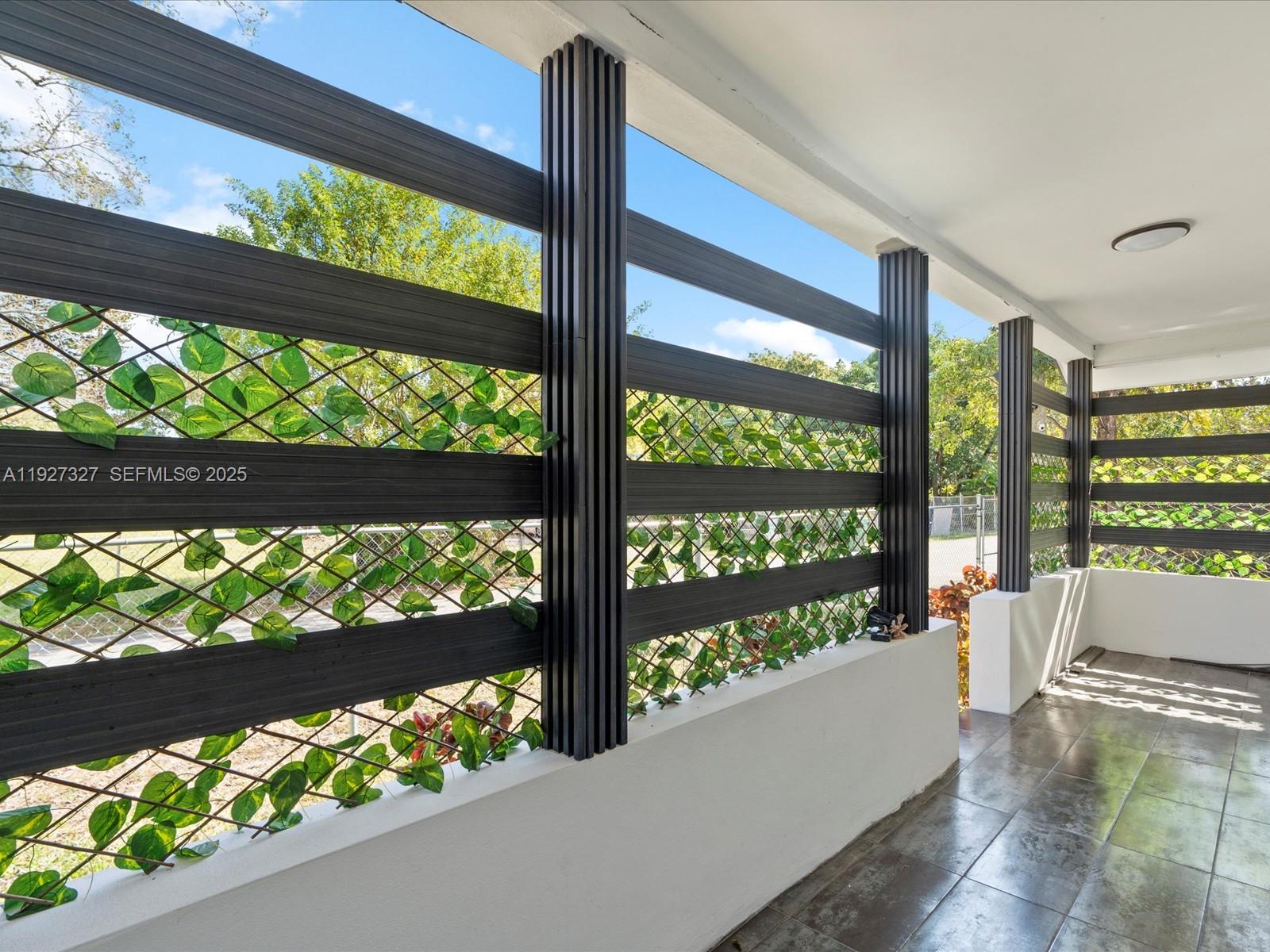 BULLARDS - Residential