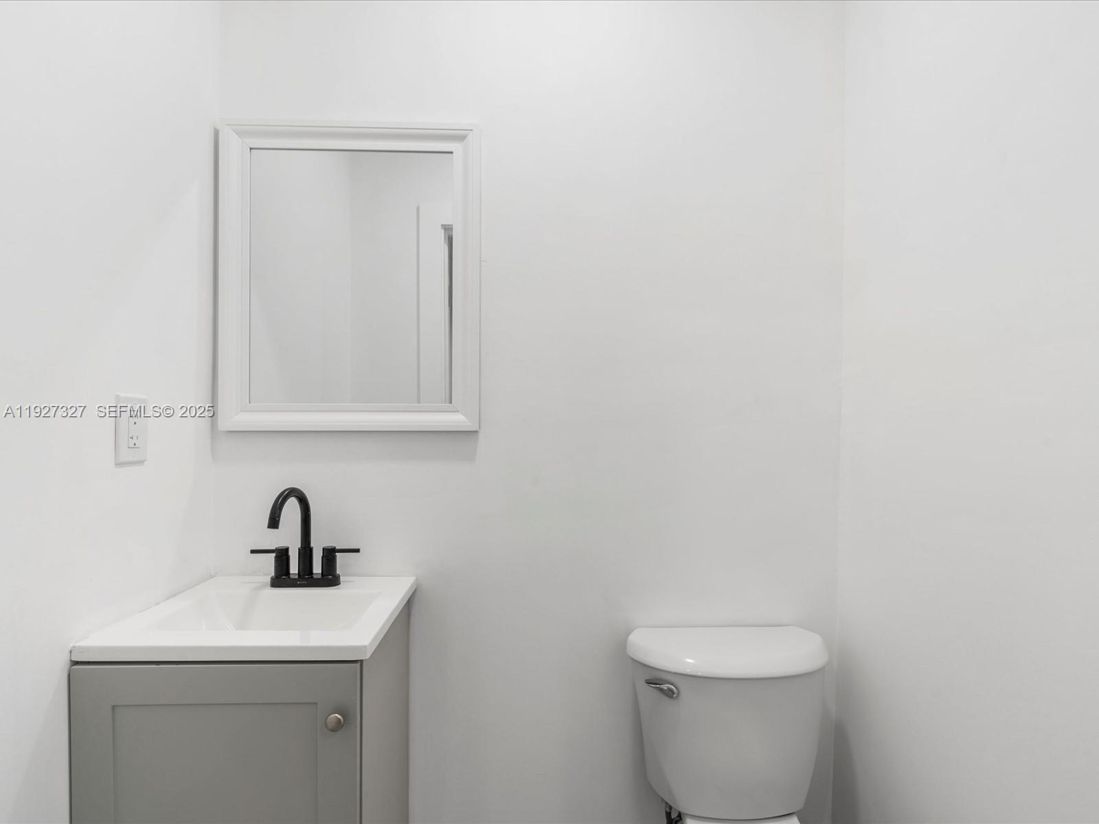 BULLARDS - Residential