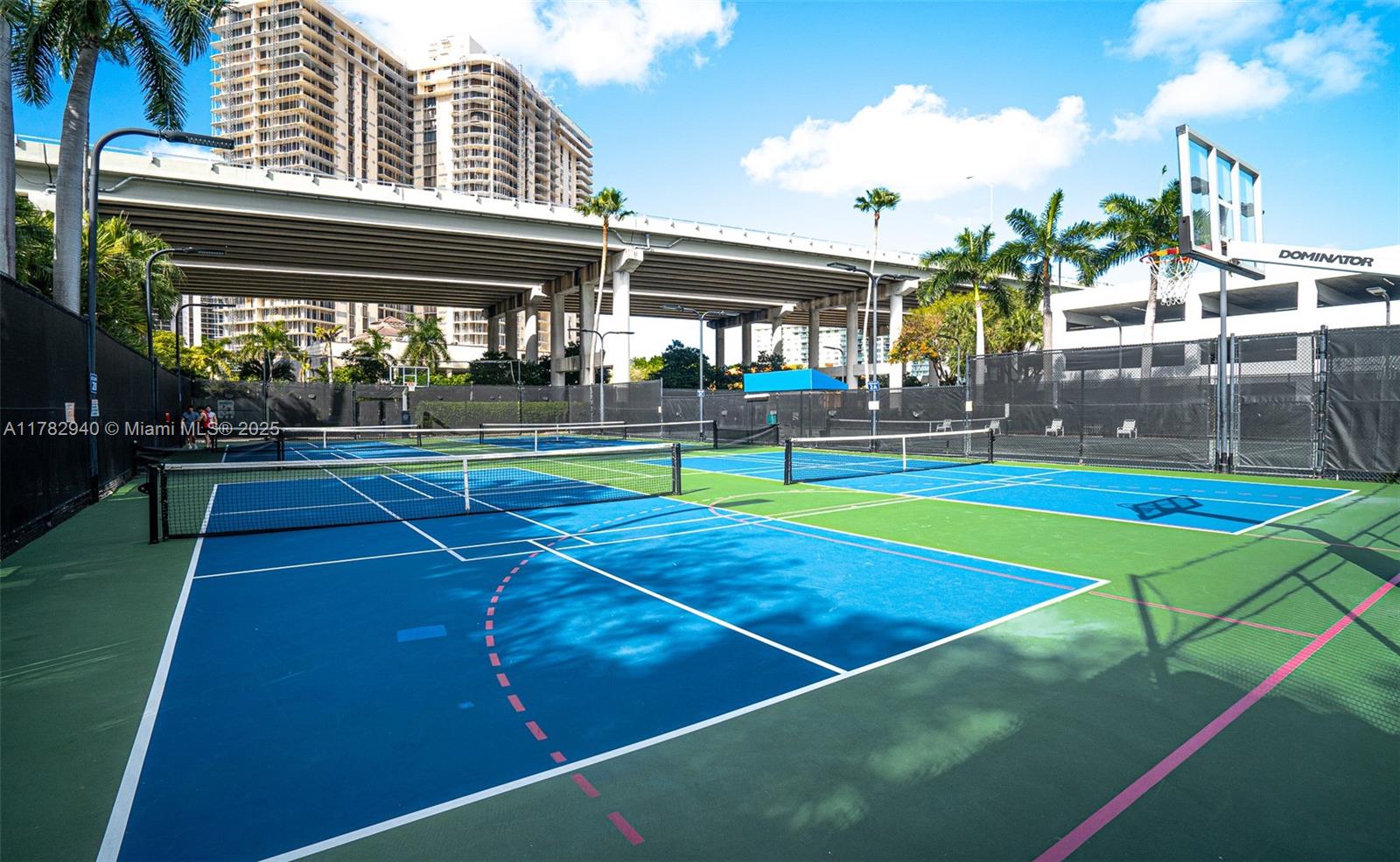 MYSTIC POINTE CONDO NO TW - Residential