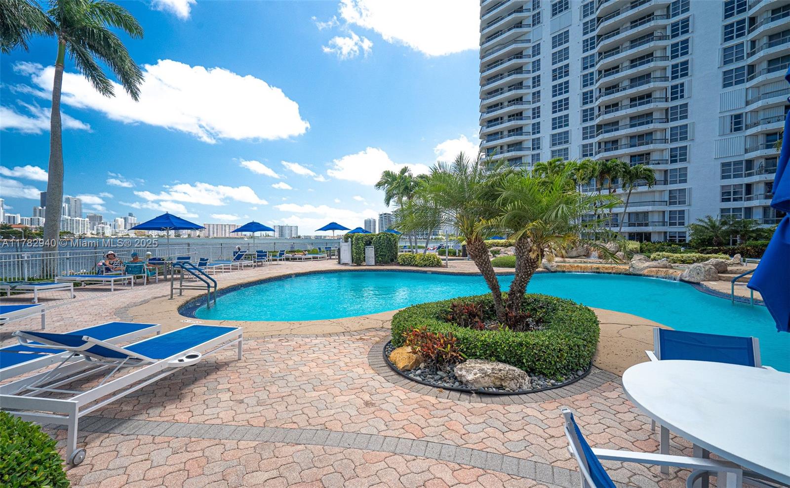 MYSTIC POINTE CONDO NO TW - Residential