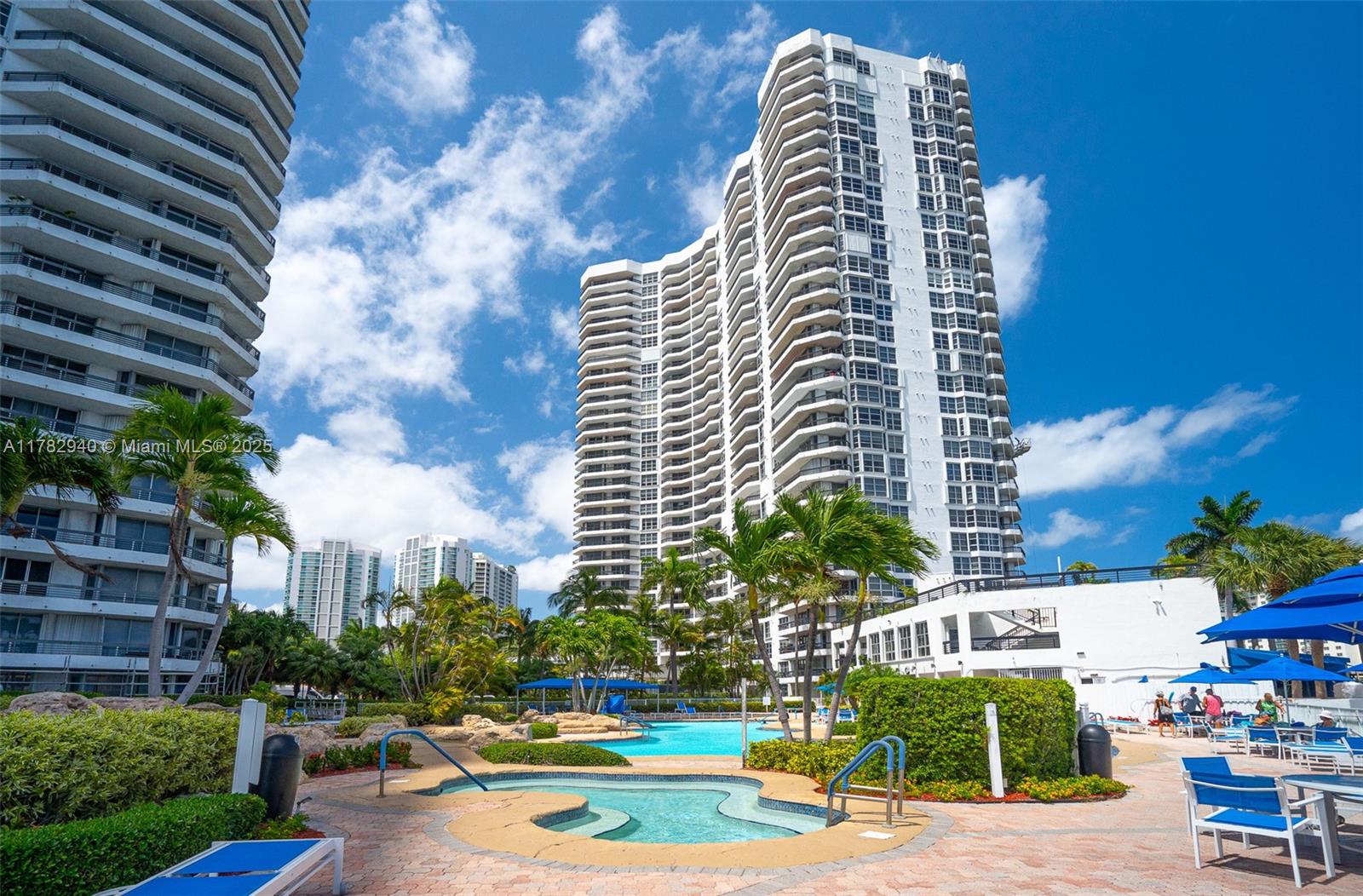 MYSTIC POINTE CONDO NO TW - Residential