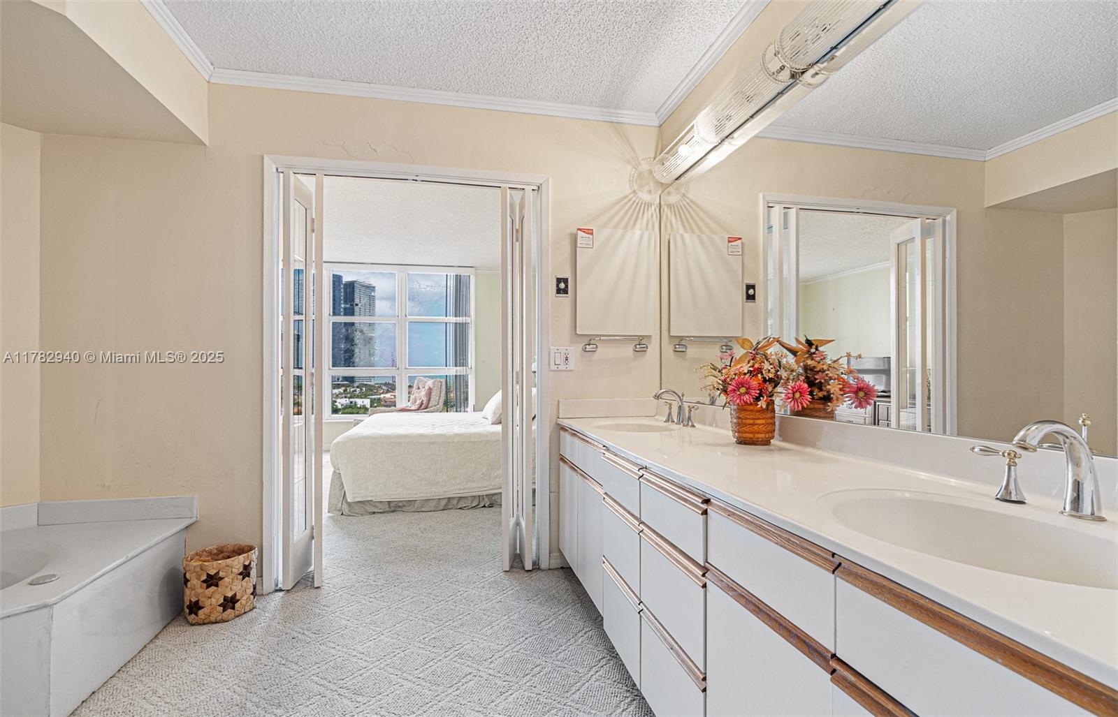 MYSTIC POINTE CONDO NO TW - Residential