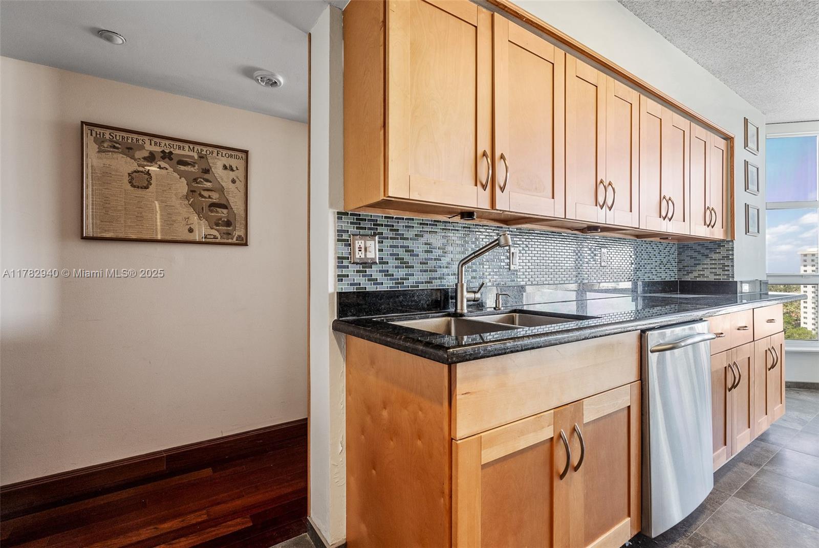 MYSTIC POINTE CONDO NO TW - Residential