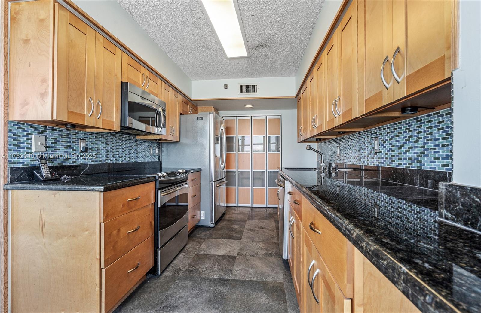 MYSTIC POINTE CONDO NO TW - Residential