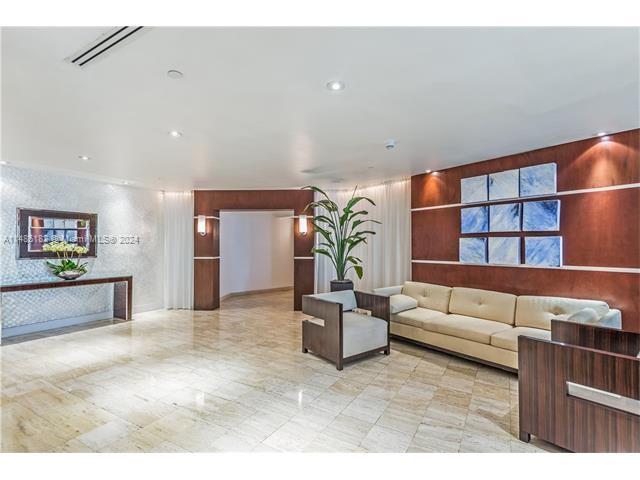BRICKELL TOWNHOUSE CONDO - Residential Lease