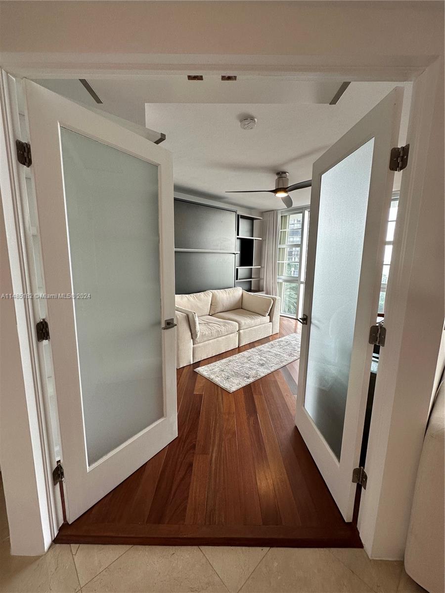 BRICKELL TOWNHOUSE CONDO - Residential Lease