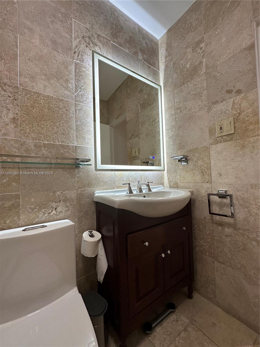 BRICKELL TOWNHOUSE CONDO - Residential Lease