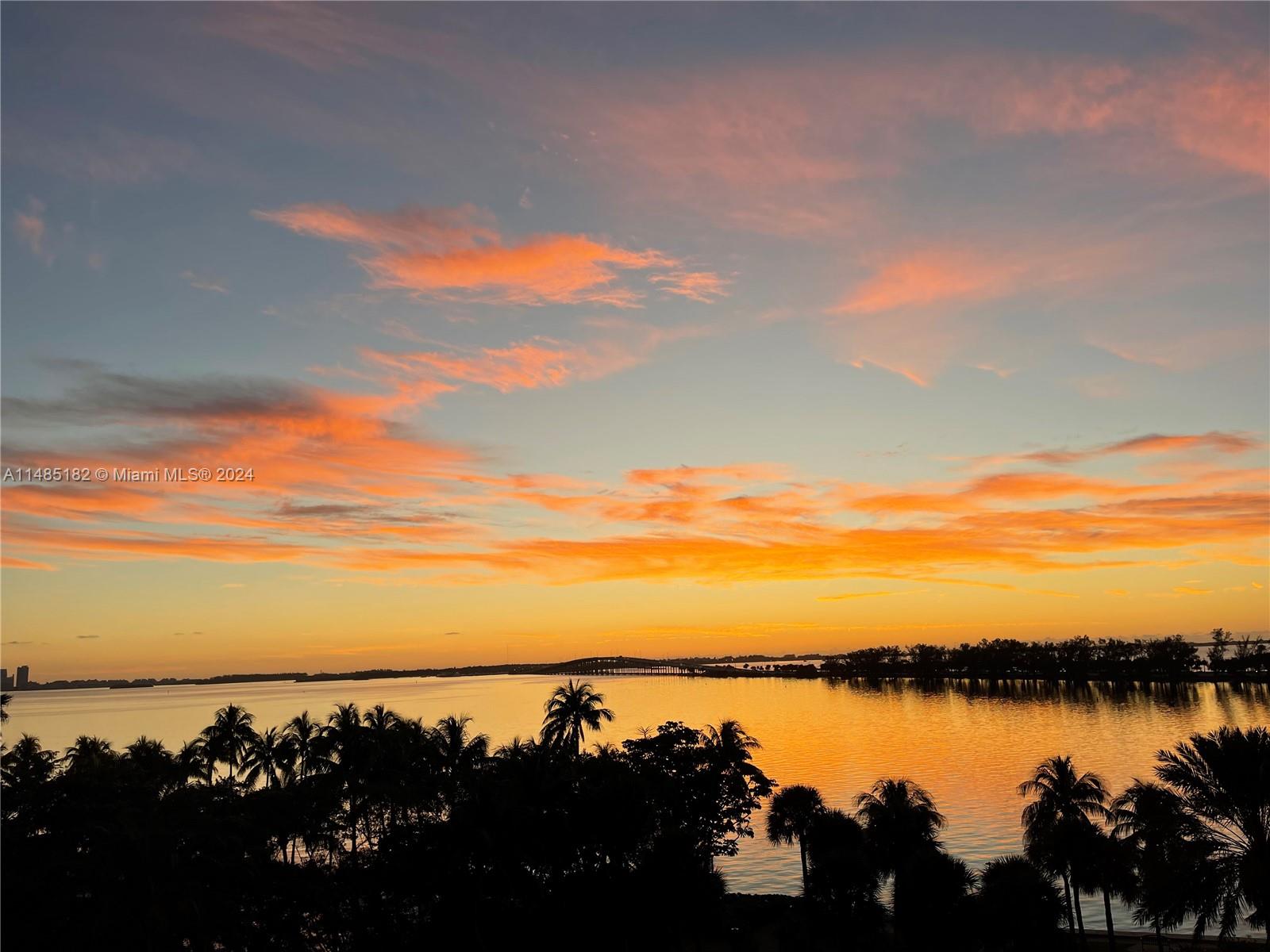 BRICKELL TOWNHOUSE CONDO - Residential Lease