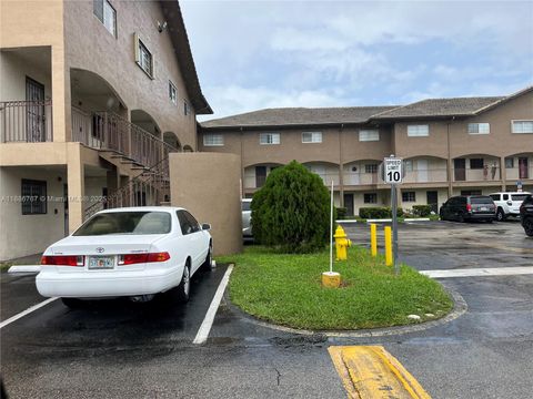 8851 NW 119 ST 5222 Hialeah Gardens FL 33018