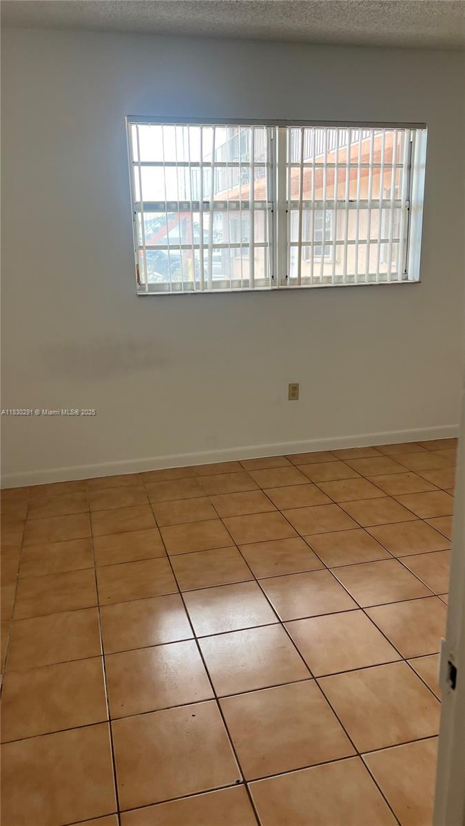120 W 9th St 104