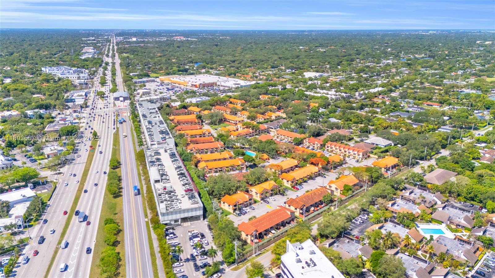 DADELAND COVE SEC 1 - Residential